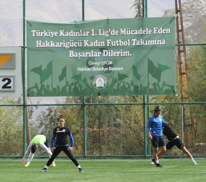 Hakkarili kadınların futbol başarısı