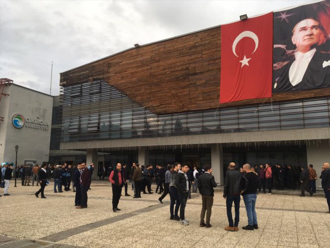 Adana'da belediye binasında silahlı saldırı