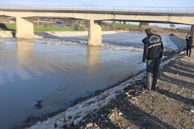 Adana'da derede ceset bulundu