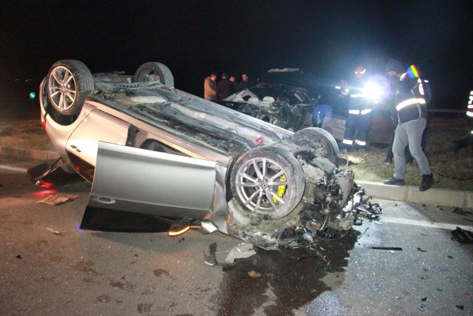 Sakarya'da trafik kazası: 1 ölü, 3 yaralı