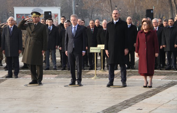 "Geleceğe emin adımlarla yürüyeceğiz"