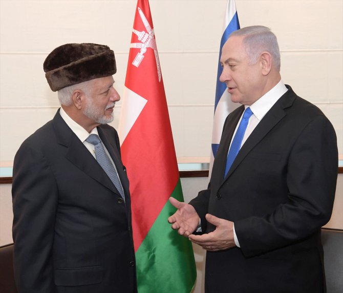 Netanyahu Varşova'da Umman Dışişleri Bakanıyla görüştü