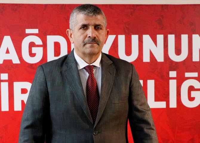 "İzmirli vatanına kurşun sıkanla beraber olmaz"