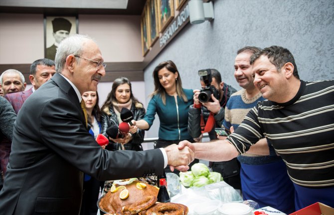 CHP'den "Sokak Ekonomisi ve Güvencesizler Çalıştayı"