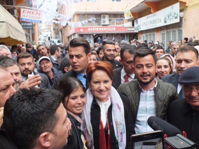 İYİ Parti Genel Başkanı Meral Akşener Mersin'de