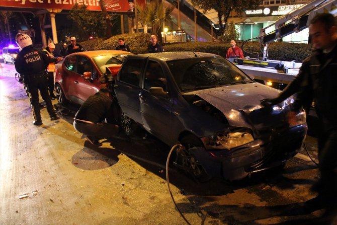 Aydın'da zincirleme trafik kazası: 4 yaralı