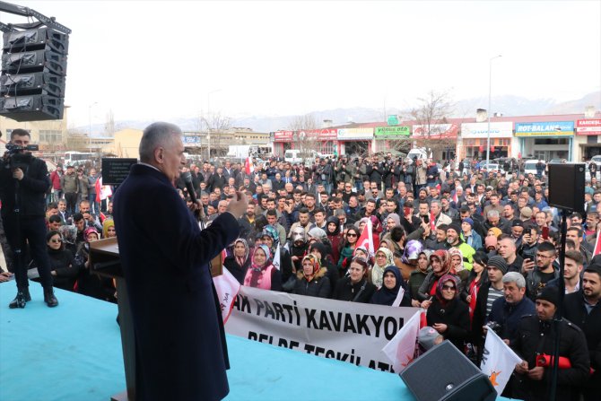 "Seçimlere ayrı girilen yerlerde birbirimizin hasmı değiliz, hısmıyız"