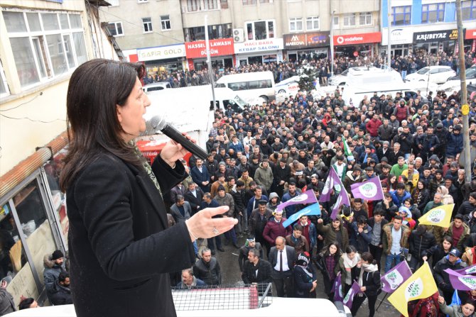 HDP Eş Genel Başkanı Buldan Hakkari'de