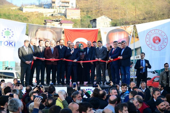 Trabzon'da 60 milyon liraya mal olan sanayi sitesi açıldı