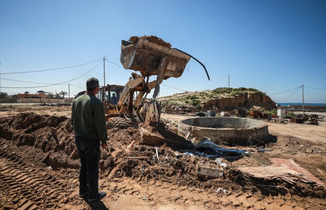 İsrail Gazze'ye hava saldırıları düzenledi