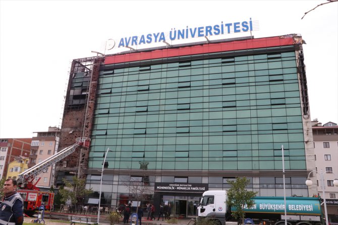 Avrasya Üniversitesi yerleşkesindeki yangın