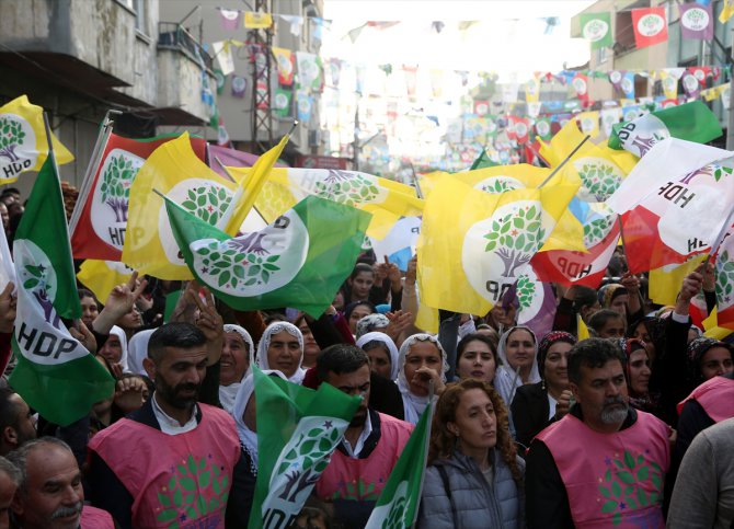 "Mersin'de, demokratik güç birliğinin adayına oylarınızı vermenizi istiyoruz"