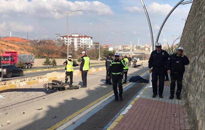 Trafik polisi, görevli gittiği kaza yerinde oğlunun ölüm haberini aldı