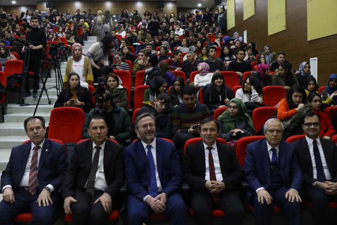 Kayseri'de "Prof. Dr. Fuat Sezgin" adına kütüphane açıldı