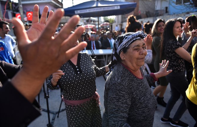 Mersin'de Dünya Romanlar Günü kutlandı