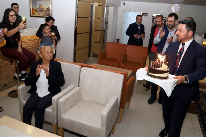 113. yaşını kutlamak için Kapadokya'yı seçti