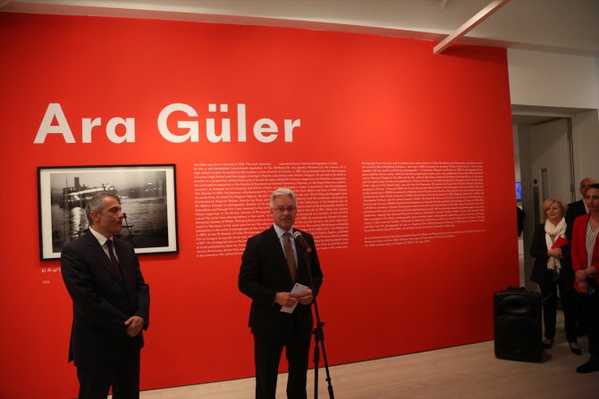 Londra'da Ara Güler sergisi