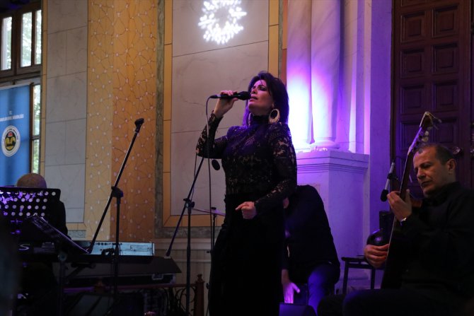 Yasmin Levy Edirne Büyük Sinagog'da konser verdi