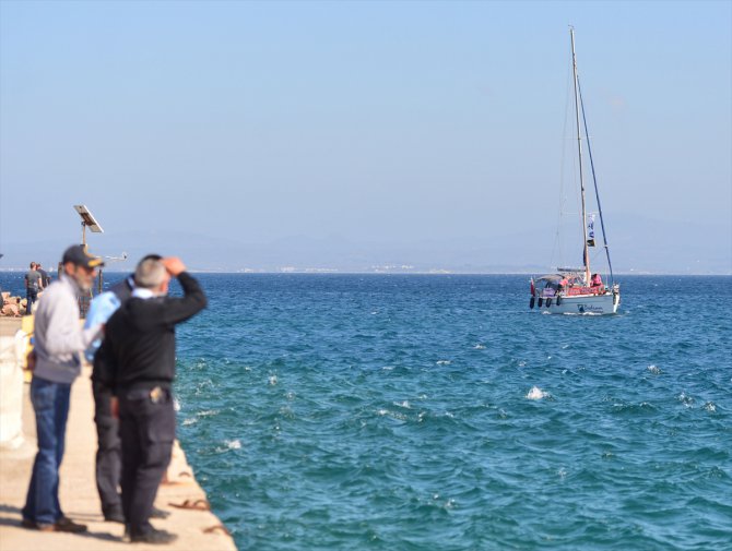 Yelkenci kadınlar Bozcaada'ya ulaştı