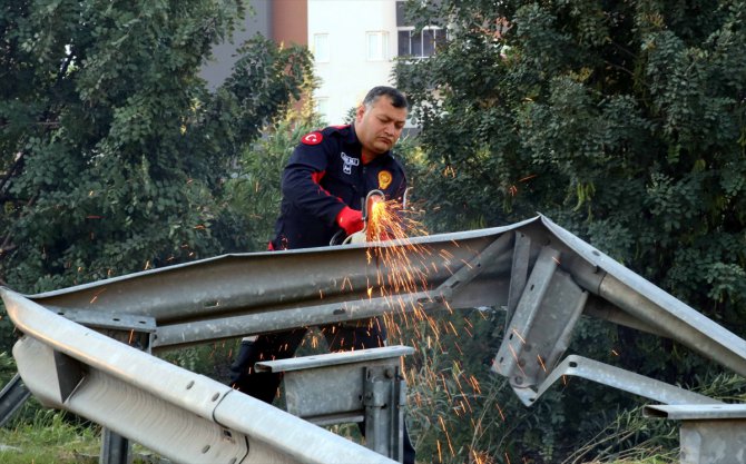 GÜNCELLEME 2 - Yolcu otobüsü şarampole devrildi: 2 ölü, 29 yaralı