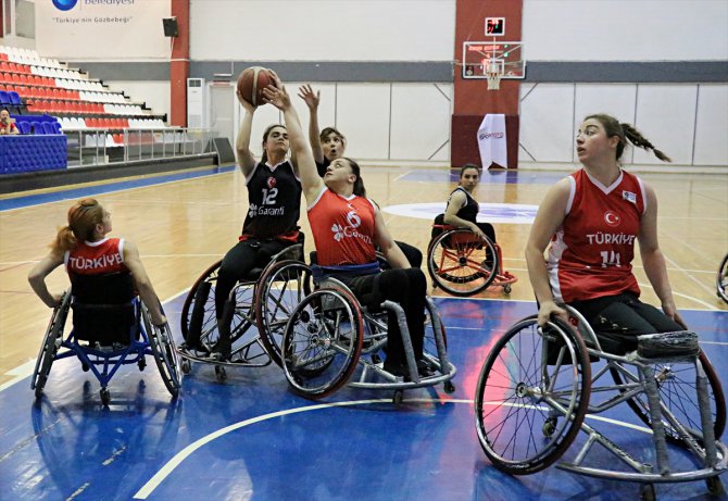 Tekerlekli Sandalye Basketbol