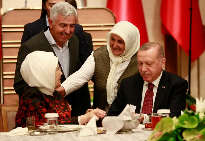 Erdoğan, çiftçilerle iftarda bir araya geldi