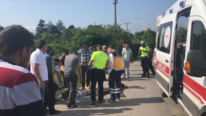 Düzce'de patpat devrildi: 5 yaralı