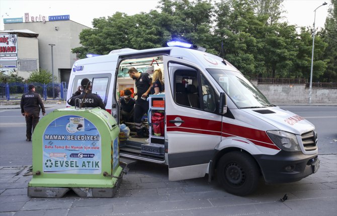 Başkentte trafik kazası: 1'i ağır 3 yaralı