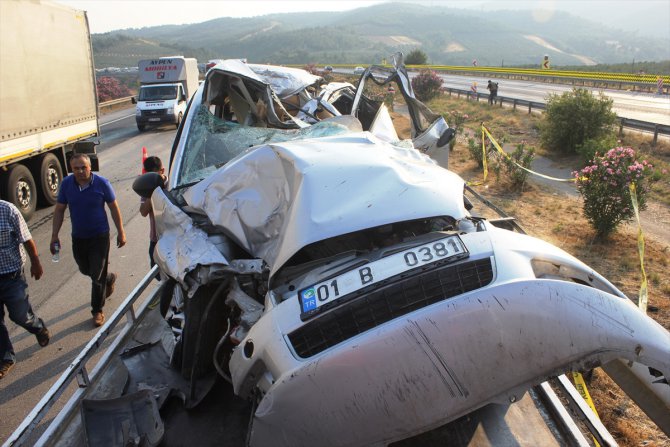 Osmaniye'de zincirleme trafik kazası: 2 ölü, 3 yaralı