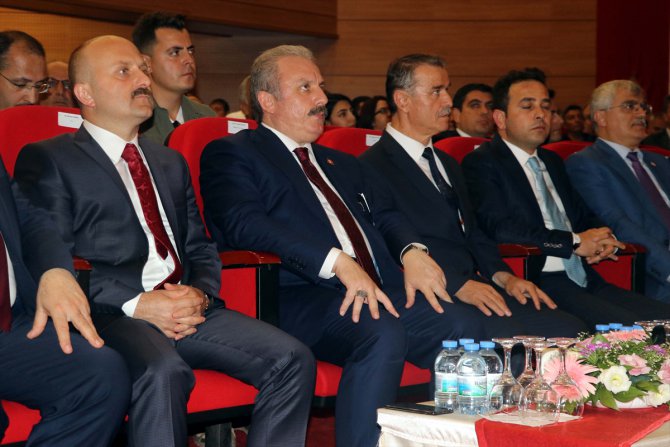 "Gün, küçük siyasi kavgaların tartışma ortamında zaman yitirme günü değil"