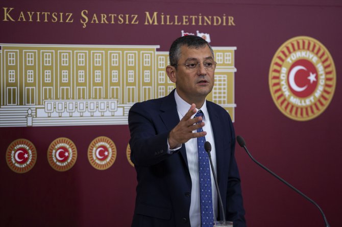 CHP'li Özel'den Meclise "Züğürt Ağa" benzetmesi