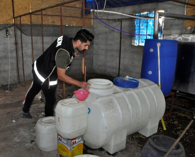 Adana'da sahte içki imalathanesine operasyon