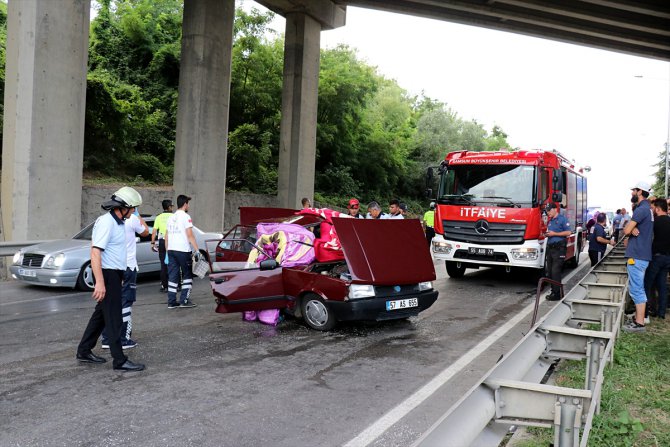 Samsun'da iki otomobil çarpıştı: 1 ölü, 1 yaralı