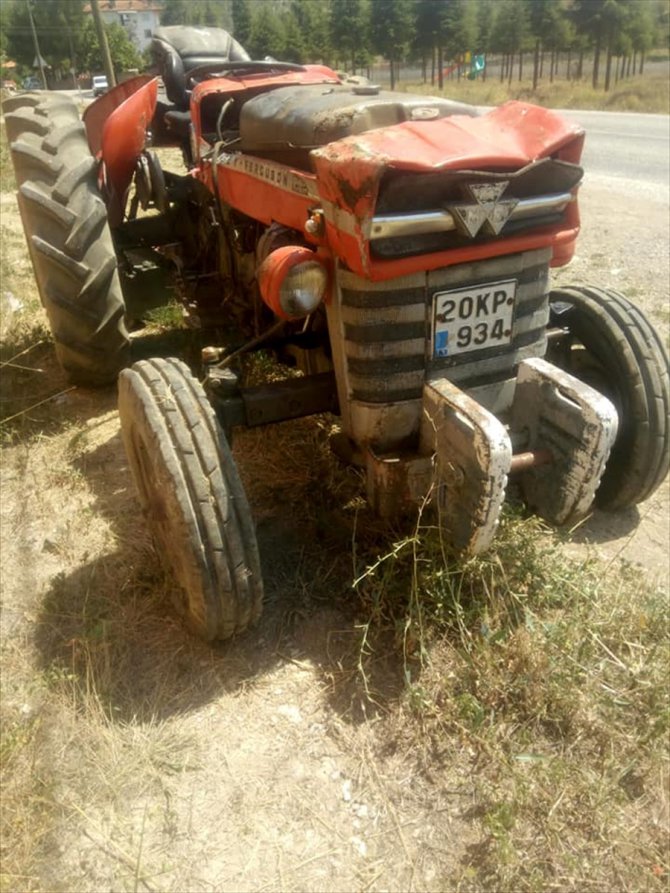 Denizli'de traktörün altında kalan çiftçi öldü