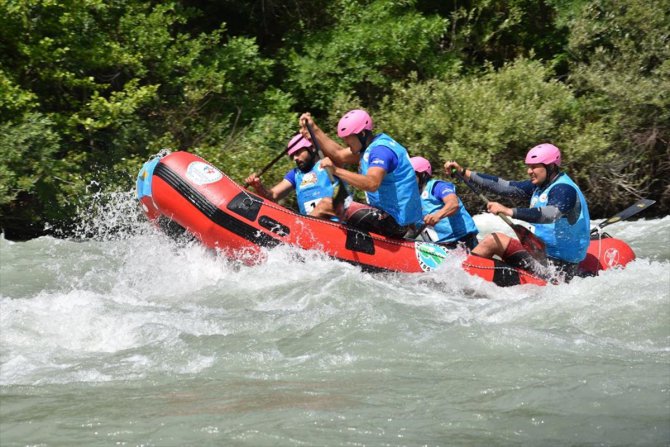 Huzura kavuşan Tunceli, Akdeniz ve Ege sahillerini aratmıyor