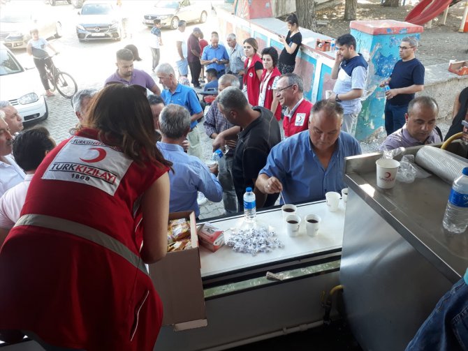 Türk Kızılay, deprem sonrası Denizli halkının yaralarını sarıyor