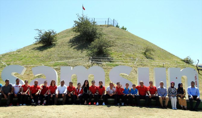 Karaaslan dünya şampiyonu özel sporcularla buluştu