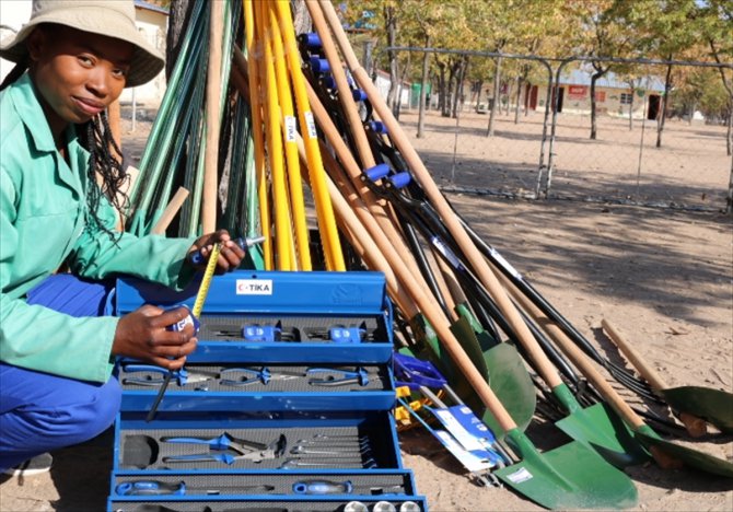 TİKA gönüllüleri Namibya'da "hoş geldiniz" şarkılarıyla karşılandı