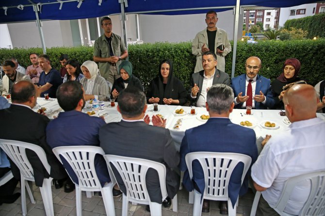 Bakan Pakdemirli'den taziye ziyareti