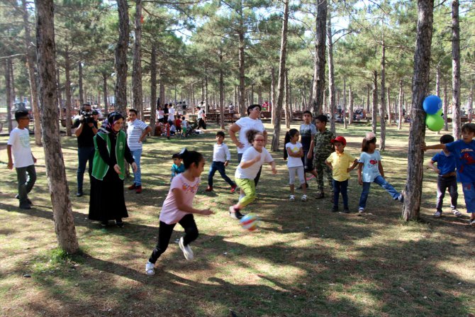 Elazığ'da "Pikniğimi yapıyorum, çevremi temizliyorum" etkinliği