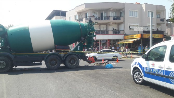 Aydın'da beton mikserinin çarptığı kadın öldü