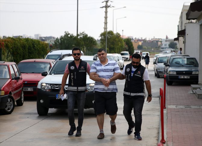 FETÖ şüphelisinin evinde 70 hard disk ele geçirildi