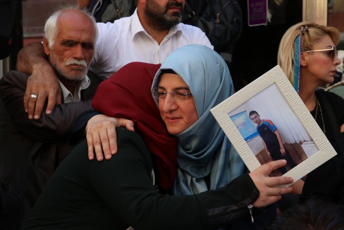 15 Temmuz şehitlerinin yakınlarından Diyarbakır annelerine ziyaret