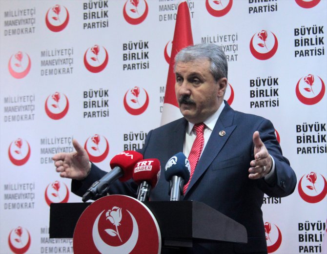 "Teröre destek veren siyasi parti kapatılır"