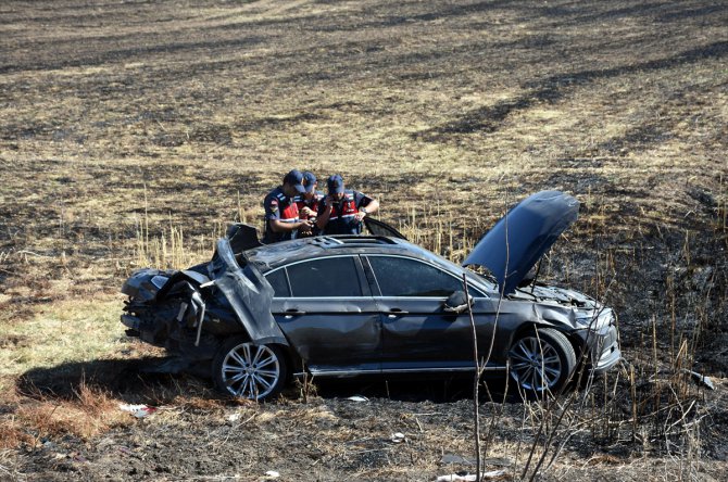 Mersin Büyükşehir Belediye Başkanı Seçer'in konvoyunda kaza: 3 yaralı