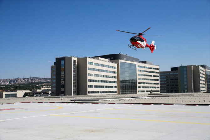 Ankara Şehir Hastanesine ambulans helikopterle ilk organ transferi