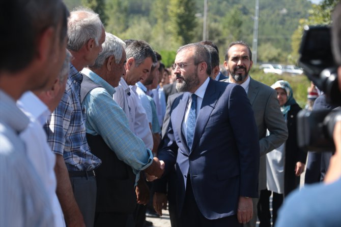 "Cumhurbaşkanımız toplumu kucaklamak için elini uzatıyor"