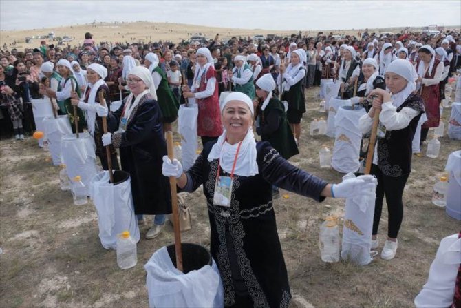 Kazakistan'da kımız hazırlamada dünya rekoru