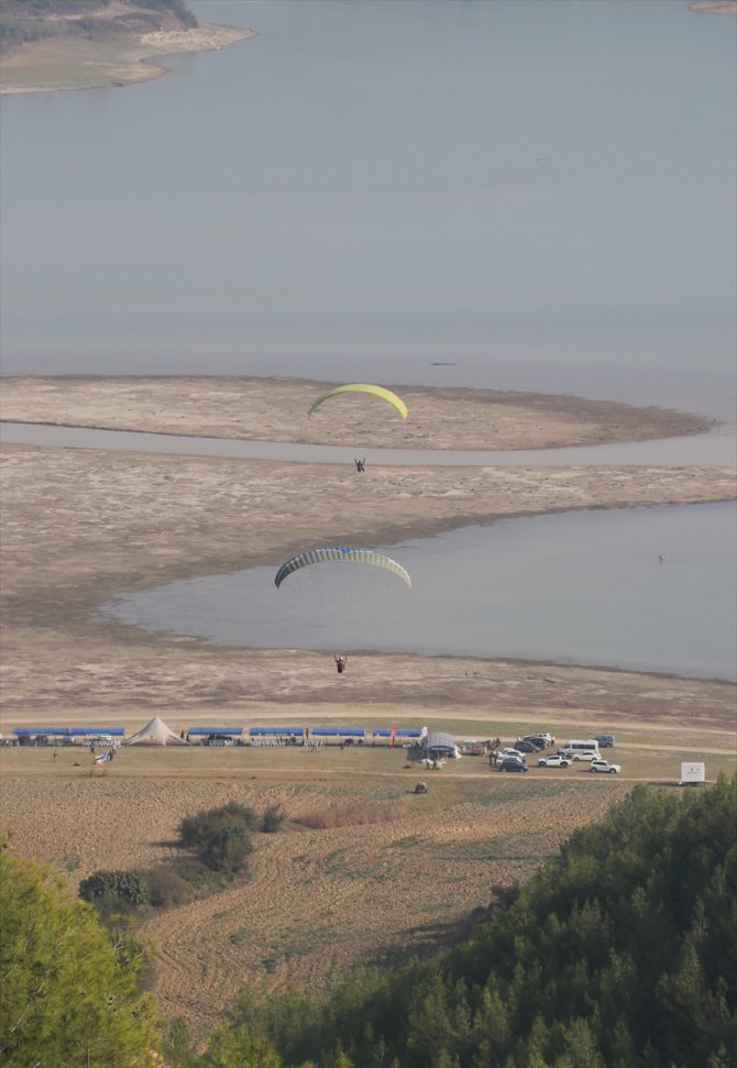 10. Havacılık ve Yamaç Paraşütü Festivali