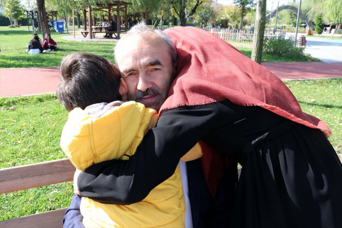 Çocuklarını evlendirdikten sonra koruyucu aile oldular